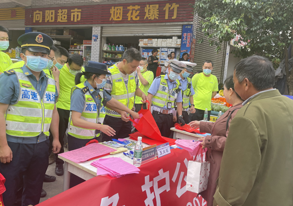 广南公司广元管理处开展“学党史 争先锋 护公路 优服务”主题宣传活动(图3)