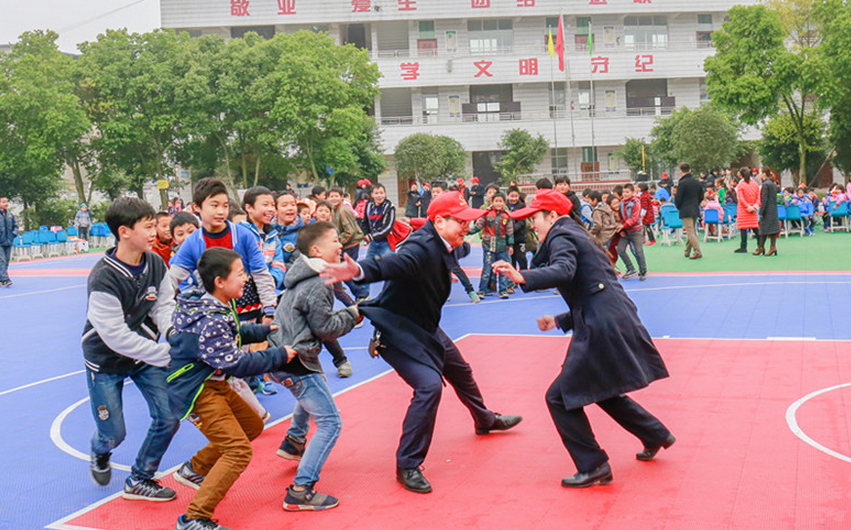 今 冬 不 再 冷 --广南公司2016暖冬行动(图2)