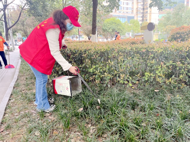 2023.03.21弘扬志愿精神 共建文明城市-广南公司广元管理处第三团支部开展文明城市创建主题志愿活动5.JPG